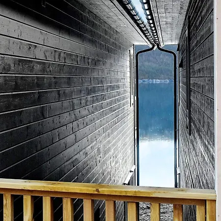 Сasa de vacaciones 6 Person In *